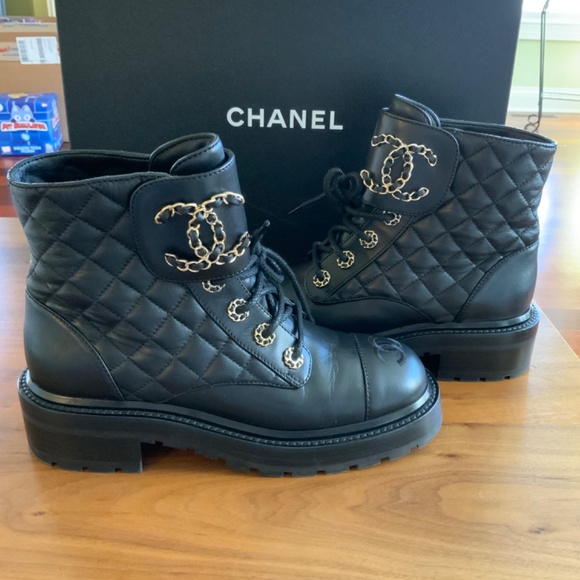 Chanel Quilted Combat Boots in Size 36.5 with Box & Dust bags. - Picture 2 of 10